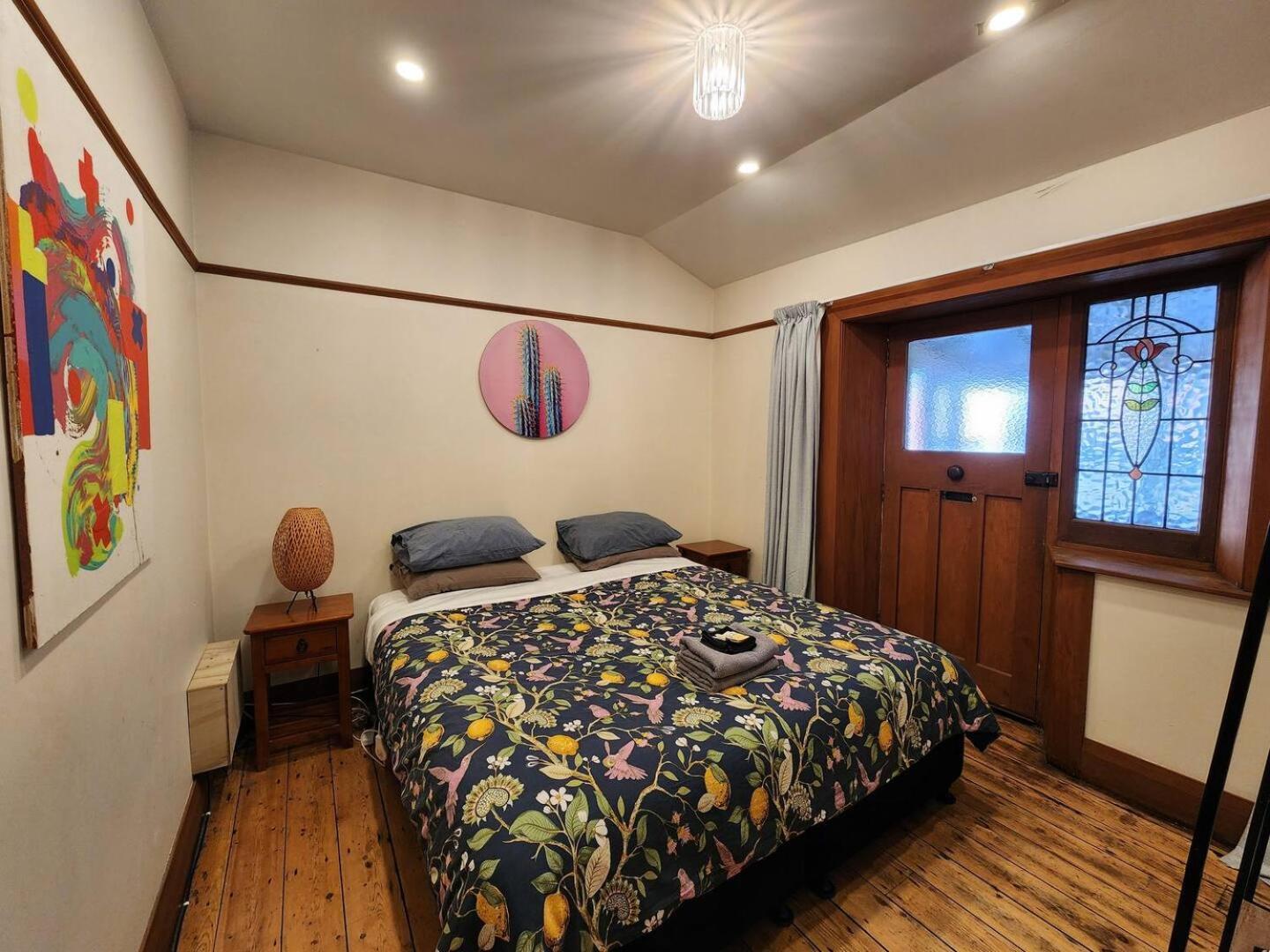 A Stone'S Throw From Town Main House Hotell Dunedin Eksteriør bilde
